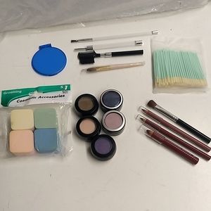 Makeup Mixed Lot~ Lot of 19 Items ALL NEW~ Various